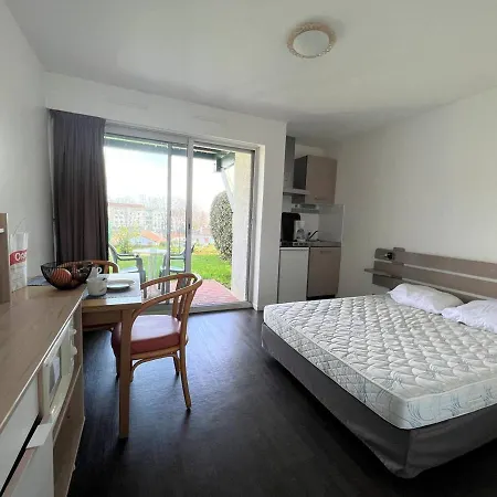 Studio Cosy Avec Terrasse, Parking, Internet - 2 Pers., Proche Thermes Et Centre - Animaux Admis - Fr-1-495-100 Cambo-les-Bains Exterior photo